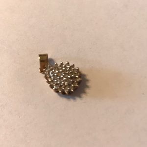 14 kt gold diamond cluster